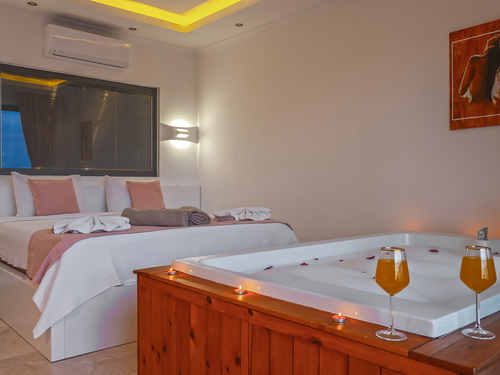 gece  -  Kasım
  | Kalkan Kördere'de Deniz Manzaralı 8 Kişilik Aile Villası: Çocuk Havuzlu ve Jakuzili